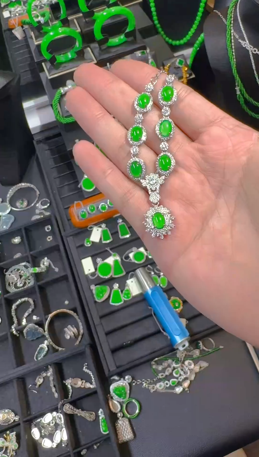 【闪购商品】翡翠颈饰未镶嵌天然A货翡翠