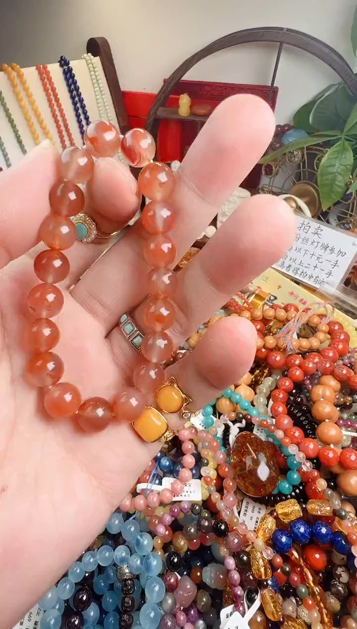 未镶嵌手链南红玛瑙旁**.一物一件）000666