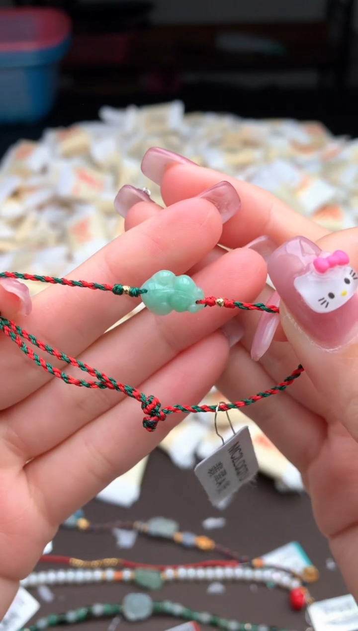 【闪购商品】翡翠手绳未镶嵌 —