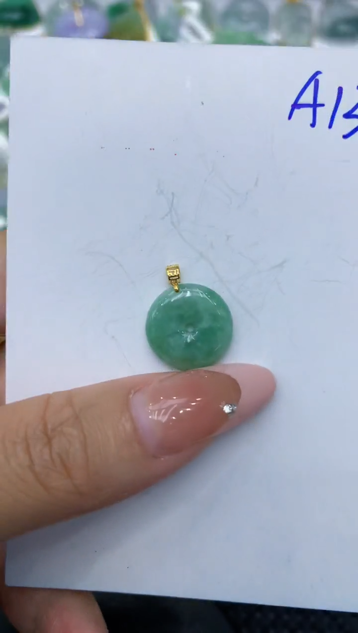 【闪购商品】翡翠颈饰18K金镶嵌111111111