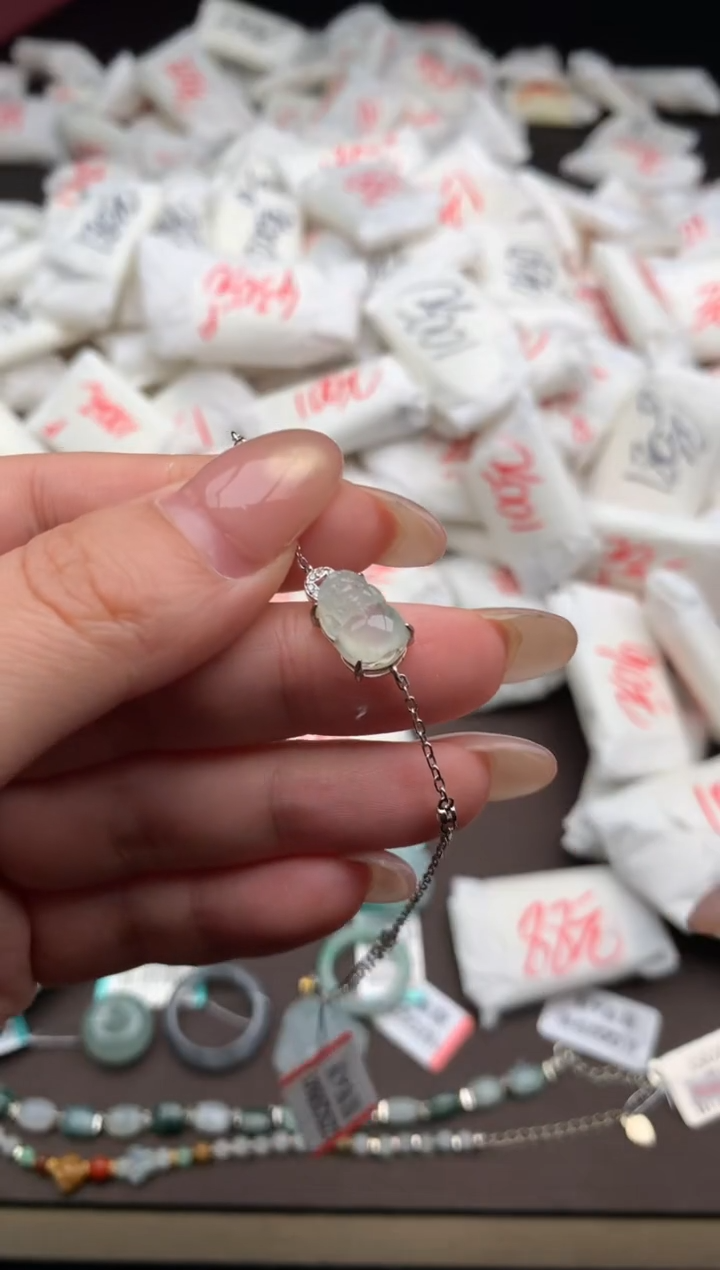 【闪购商品】翡翠手链未镶嵌一