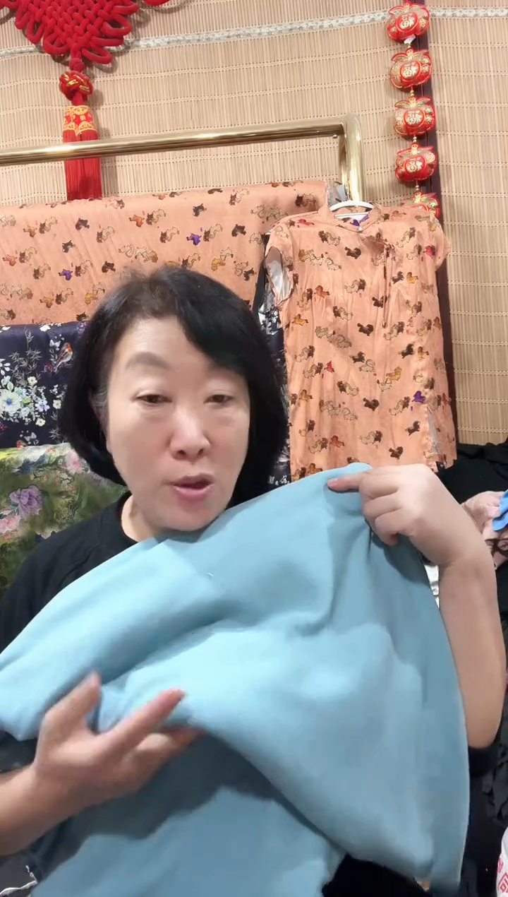 石墨烯双向雾霾绿2米布料
