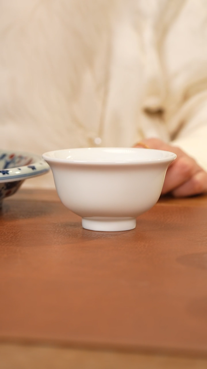 【闪购商品】杯景德镇白胎压手杯