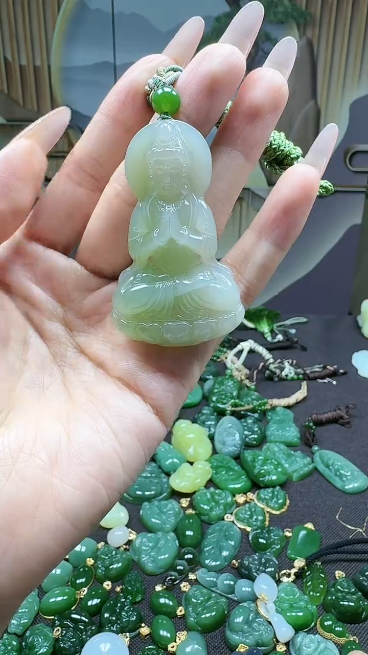 未镶嵌和田玉挂件1