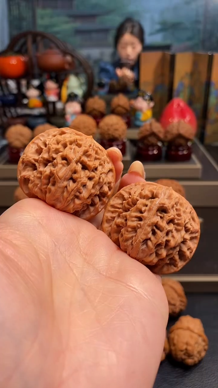 【闪购商品】文玩核桃把件A 751蟠龙纹44尺