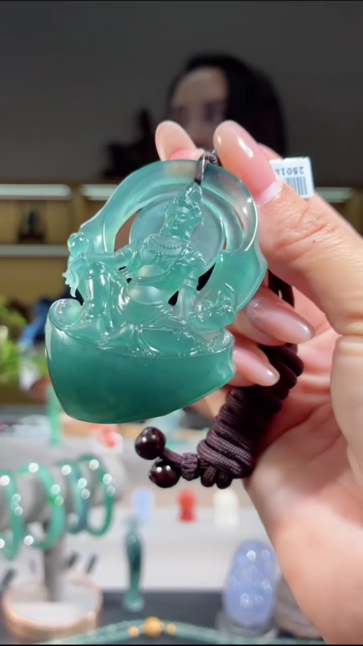 吊坠(不含链)未镶嵌翡翠观音