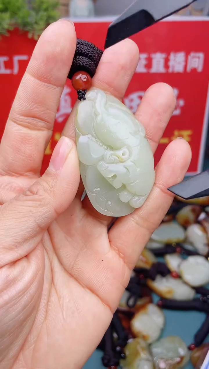 【闪购商品】和田玉颈饰未镶嵌