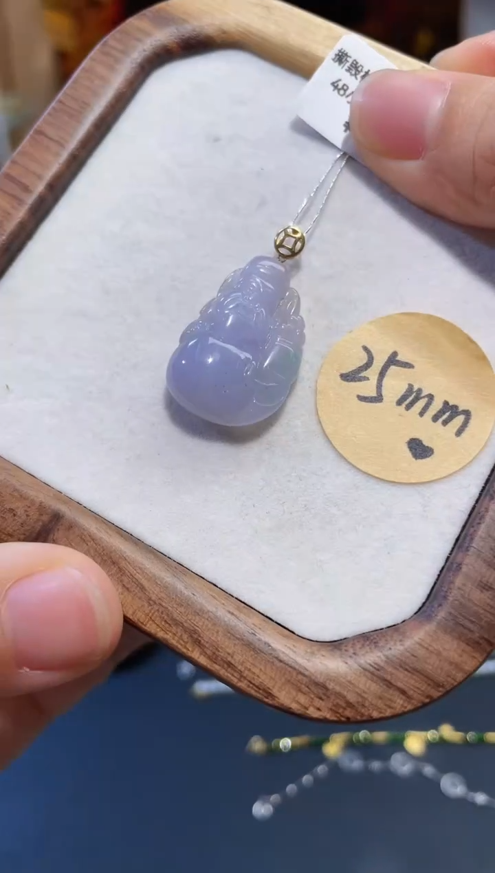 颈饰18K金镶嵌翡翠财神