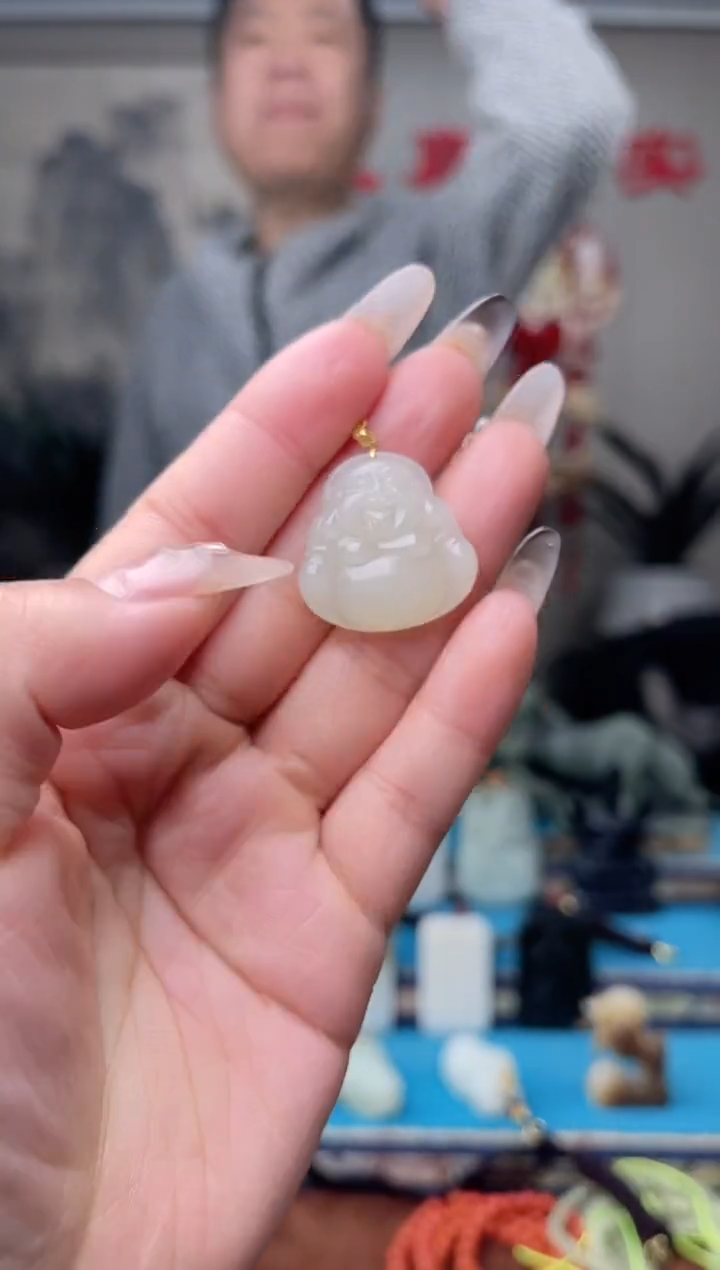 【闪购商品】和田玉挂件18K金镶嵌1