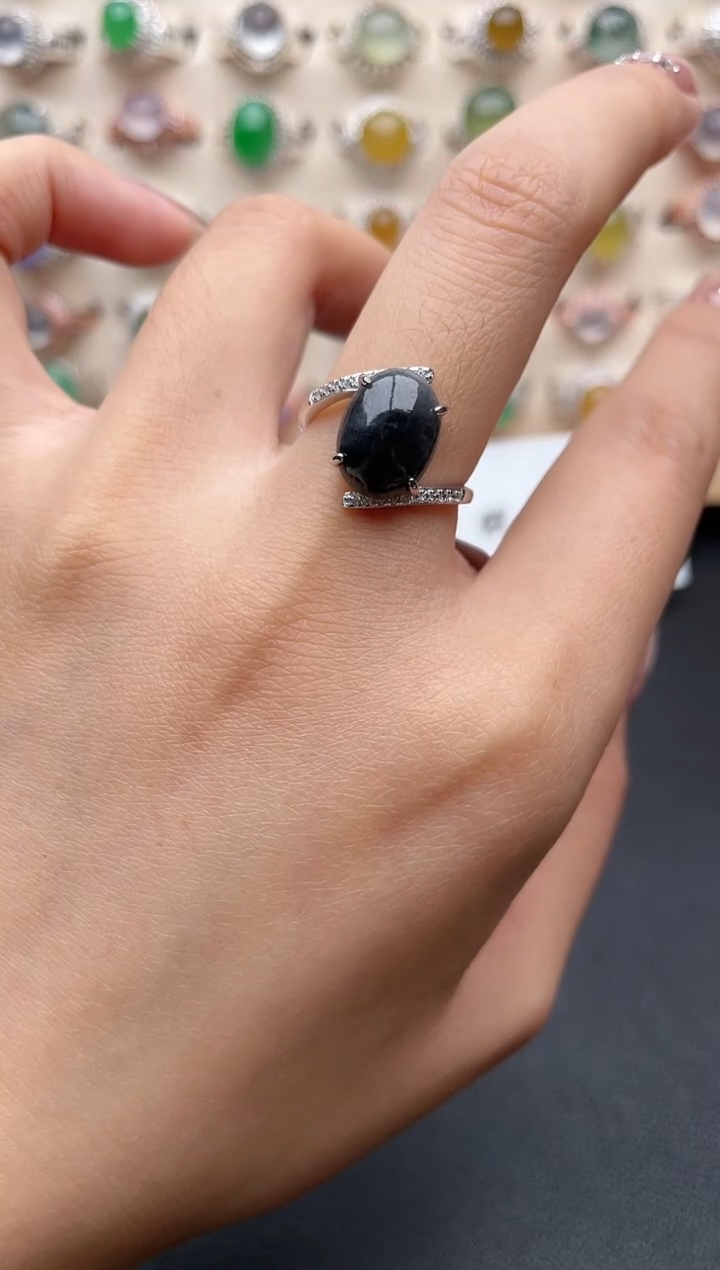 【闪购商品】翡翠戒指银S925镶嵌一物一证一礼盒