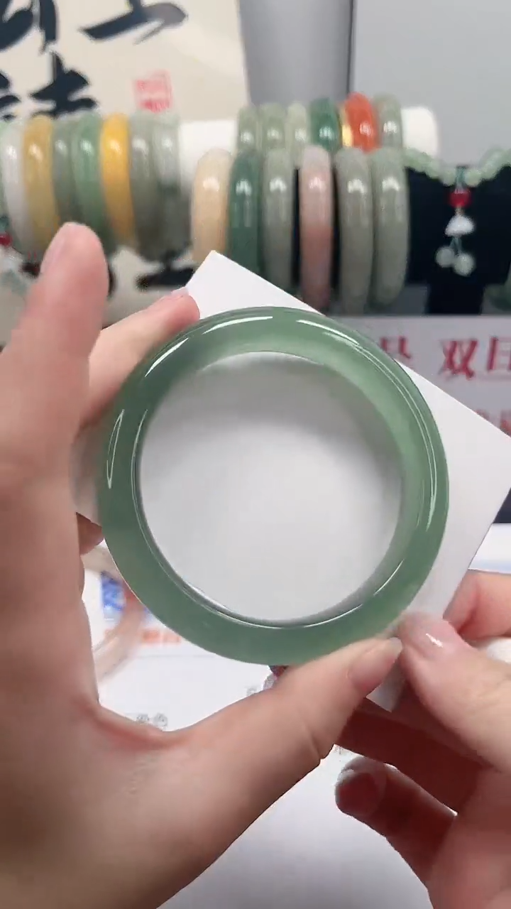 未镶嵌手镯石英质玉18-58