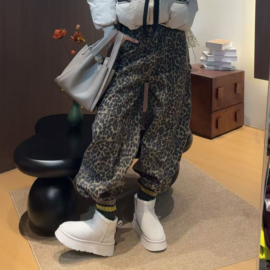 【文乐乐】冬季新款高级洋气重工磨毛时尚休闲潮流豹纹牛仔90316