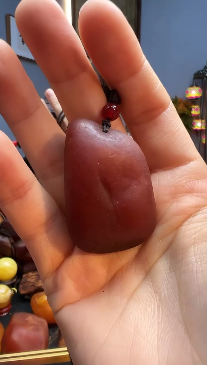 琥珀颈饰未镶嵌挂件