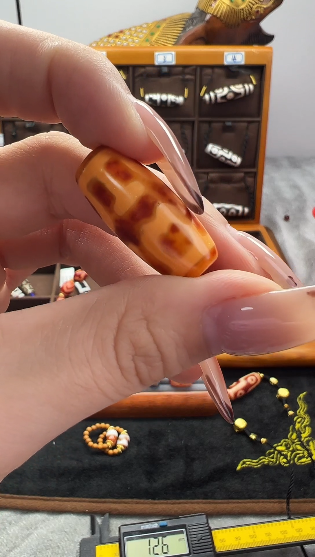 玛瑙/玉髓（覆膜）颈饰未镶嵌106.(微瑕)