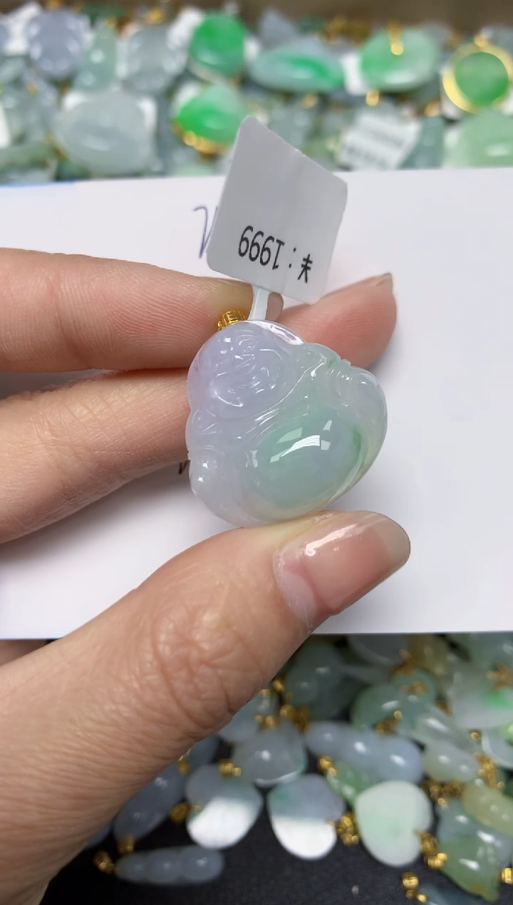 【闪购商品】翡翠颈饰18K金镶嵌天然翡翠A货