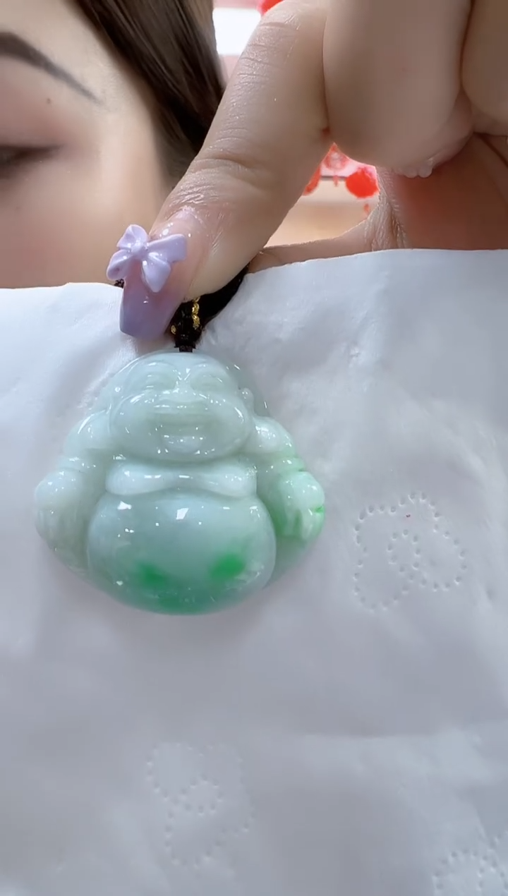 翡翠未镶嵌颈饰孤品佛公宽35高32厚12