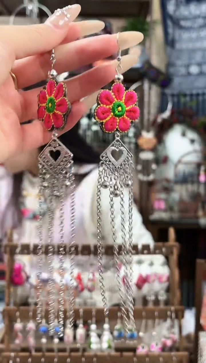 织绣民族风非遗老绣饰品737*