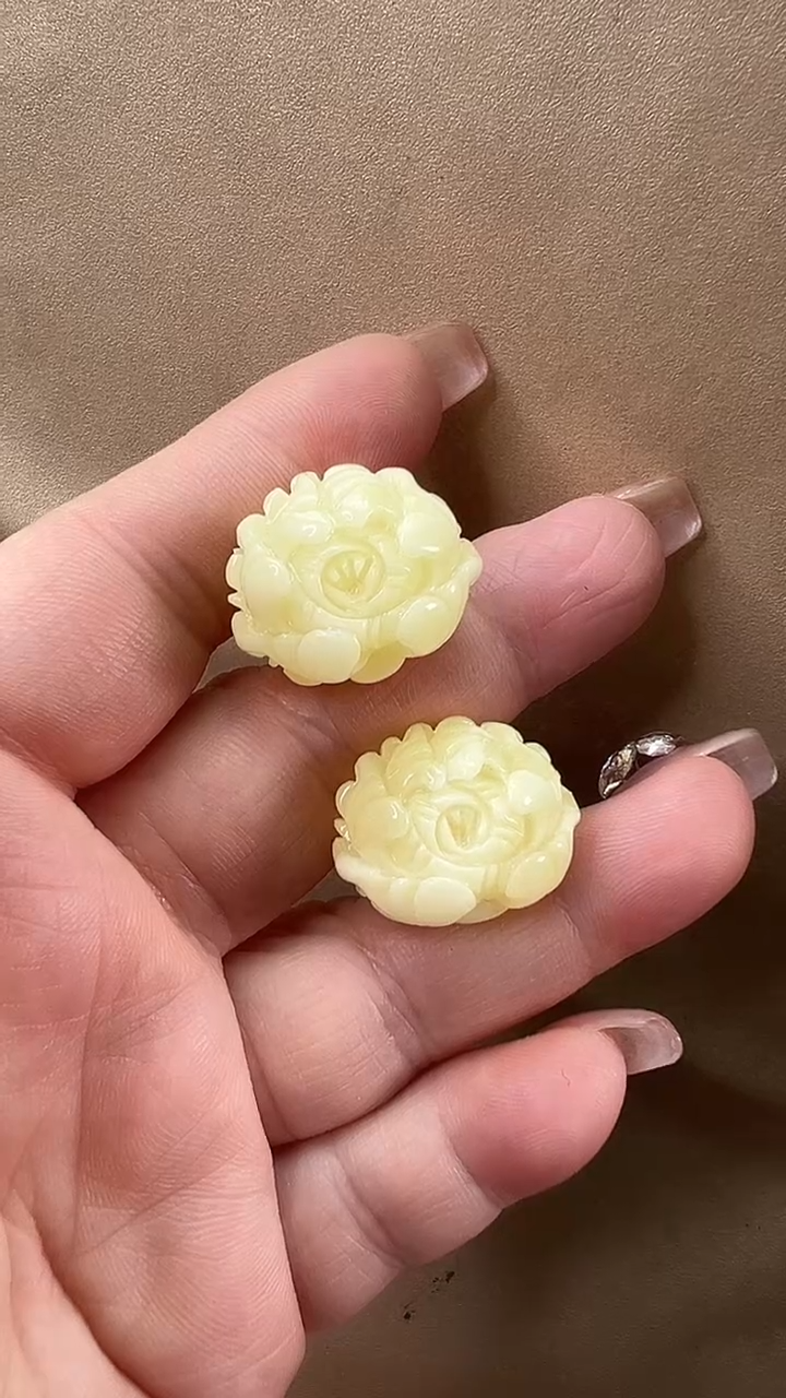琥珀颈饰未镶嵌耳环