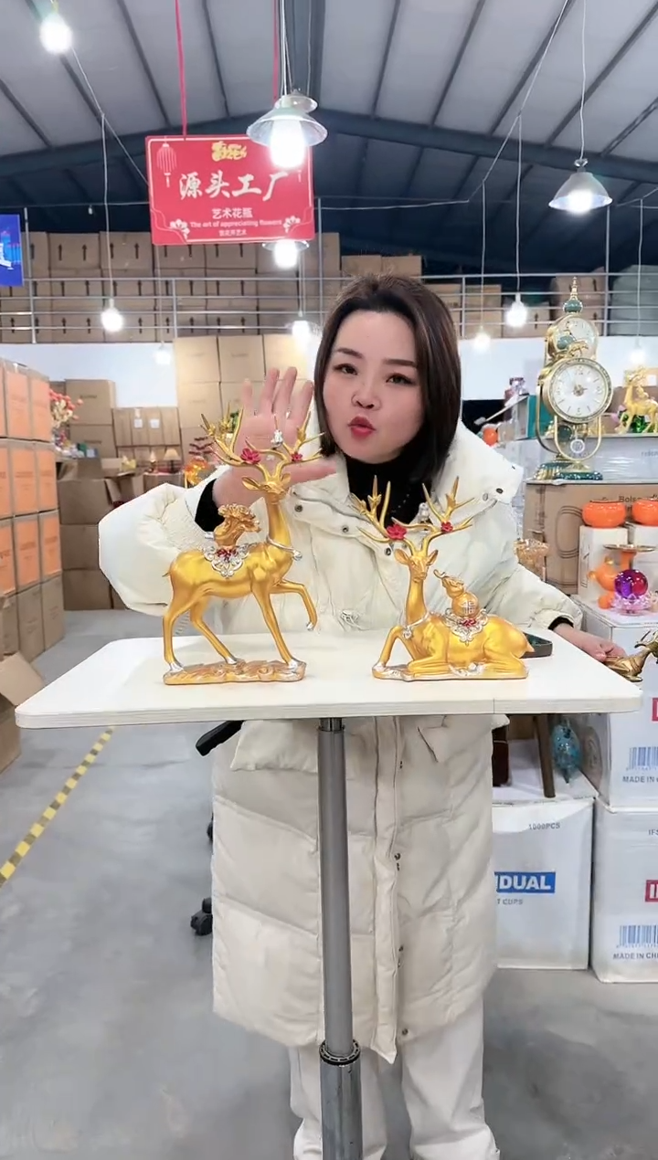 【闪购商品】有机玻璃优品花器W-早47