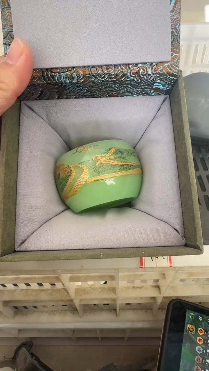 杯无运费险有瑕疵的摄影的产品有使用过的痕迹有点脏介意勿拍