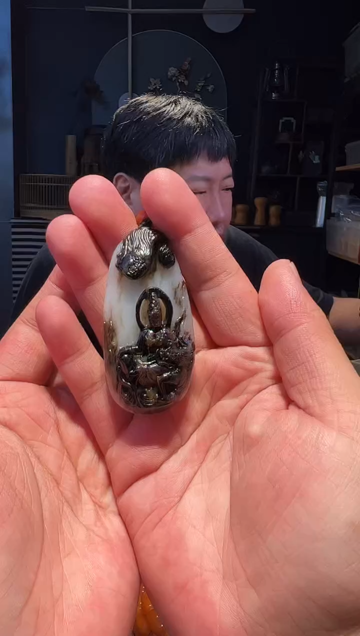 未镶嵌手串和田玉挂件