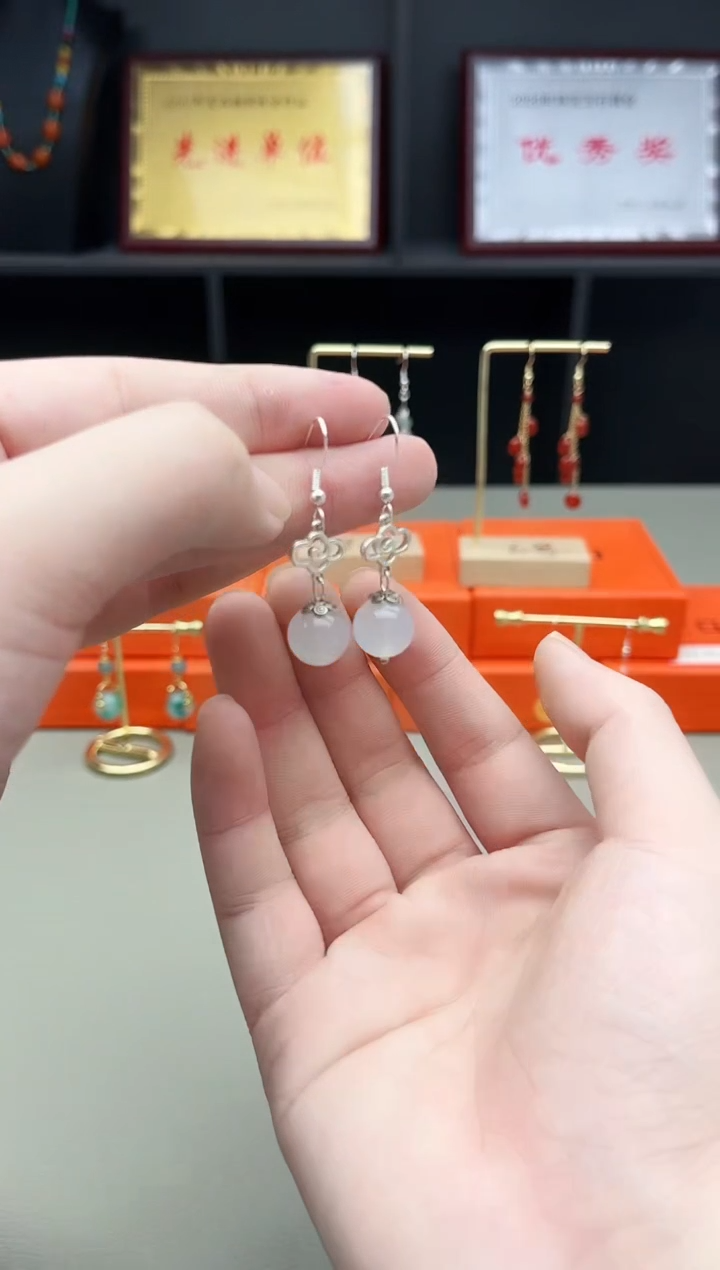未镶嵌耳钉玛瑙/玉髓101