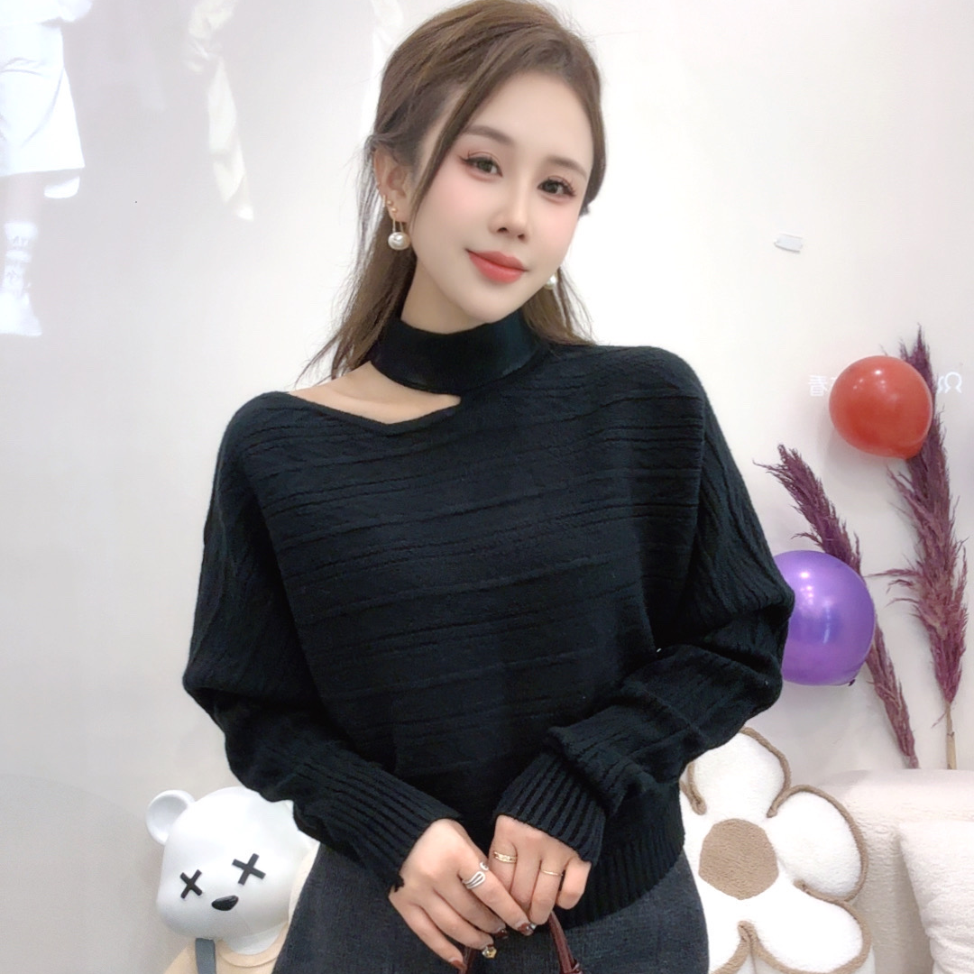 恰逢景梅子自留款冬款绵羊毛加厚保暖女士横条纹理心机挂脖毛衣