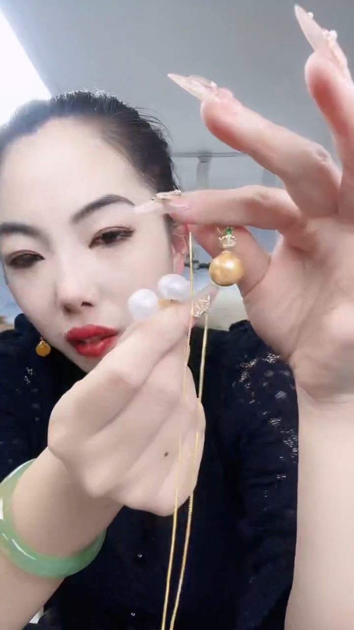 【闪购商品】拼合珍珠（马贝珠）颈饰未镶嵌金色贝珠吊坠+耳钉一副