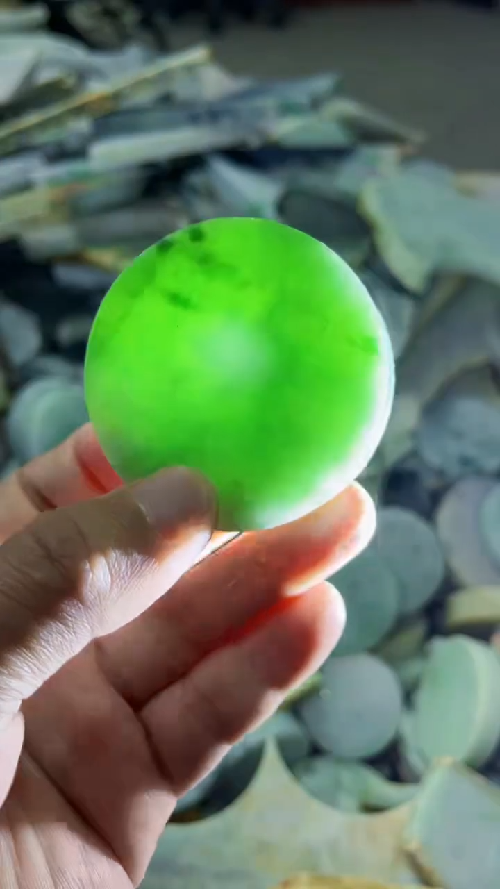 【闪购商品】翡翠挂件未镶嵌A货康壹188