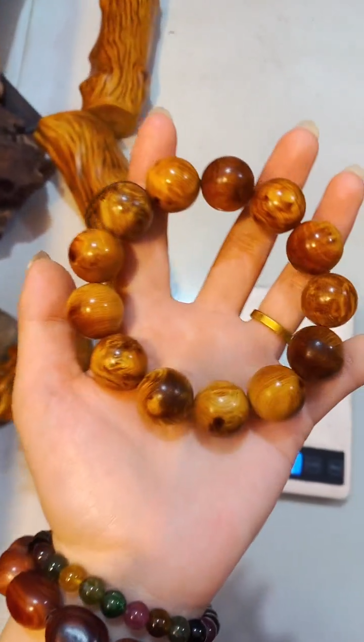 柏木（崖柏）40溏瘤闪1.8单条北太行崖柏手把件手串