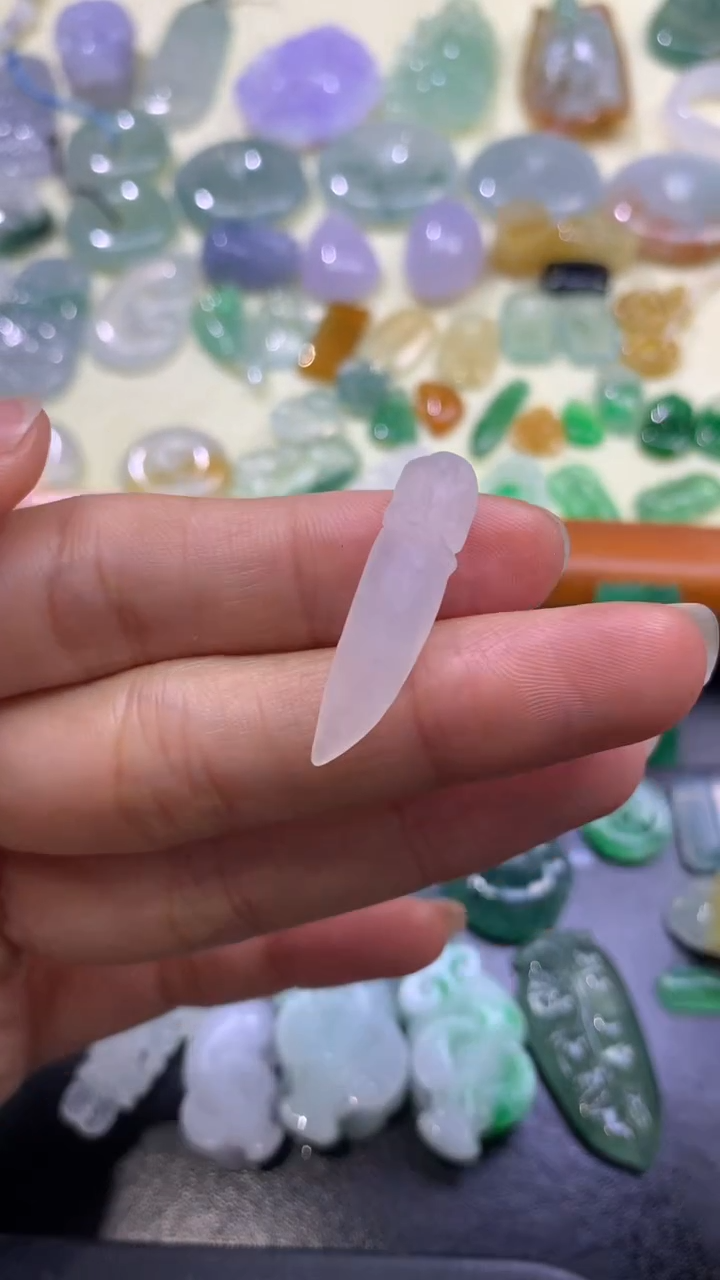 【闪购商品】定制翡翠未镶嵌翡翠