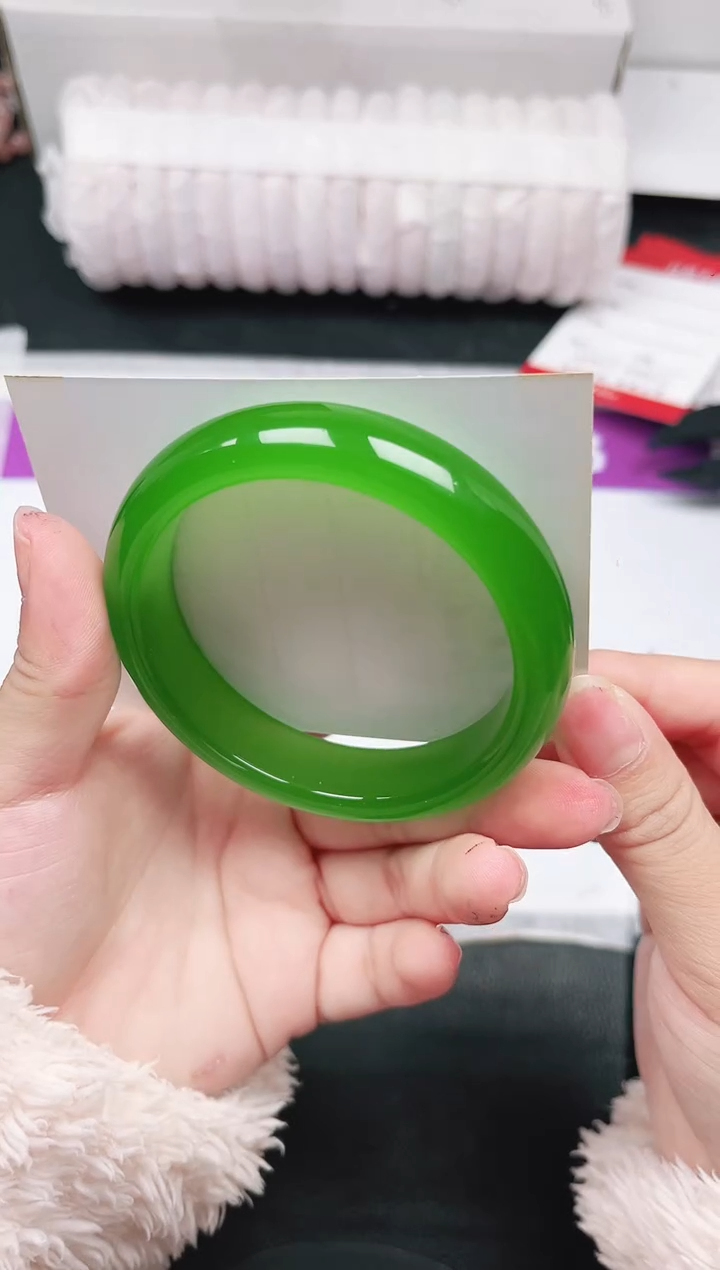 未镶嵌手镯石英质玉38-59