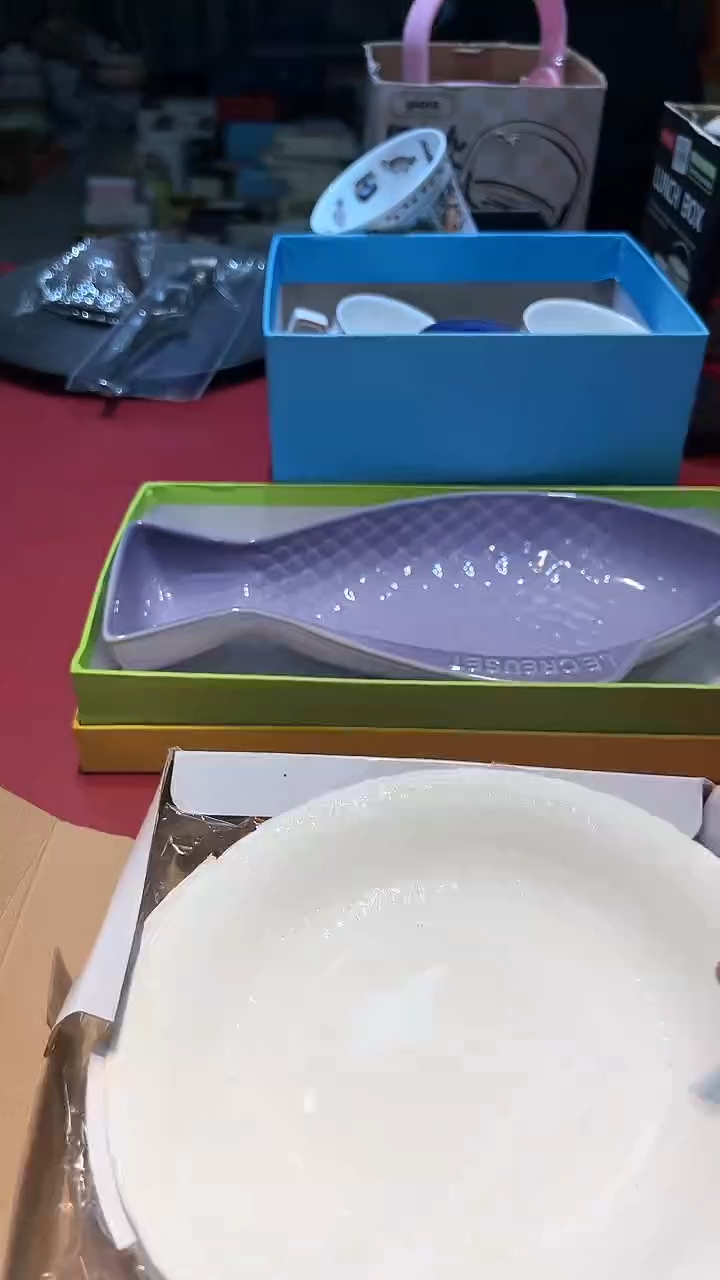 【闪购商品】瓷片锅碗瓢盆一件不剩