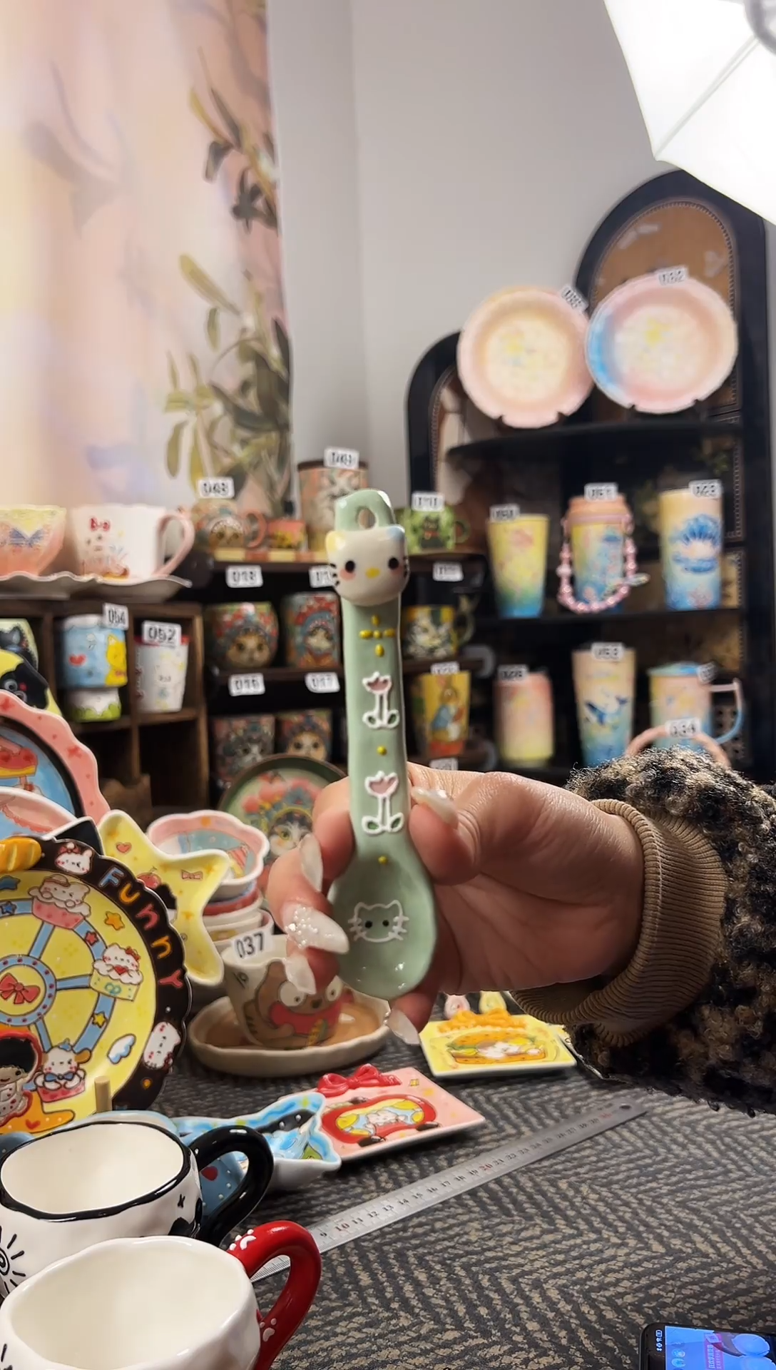 景德镇设计款手绘杯杯