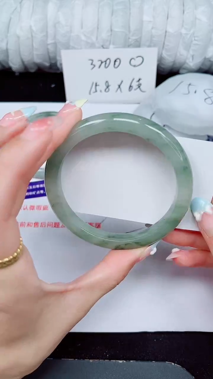 未镶嵌手镯石英质玉33-63/64
