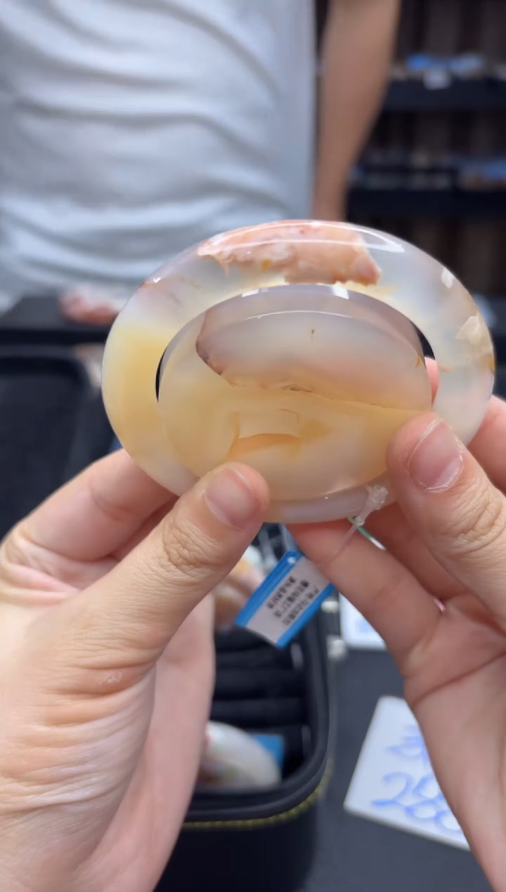 石英质玉未镶嵌手镯756（58圈赠送镯心）