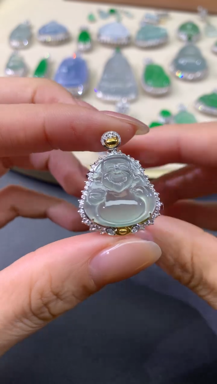 【闪购商品】翡翠吊坠(不含链)18K金镶嵌100天然A货翡翠