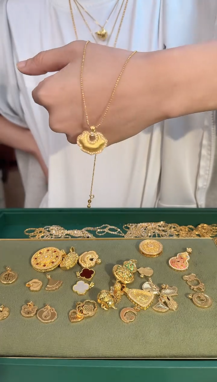 如意锁吊坠1.92 （附带礼盒包装）