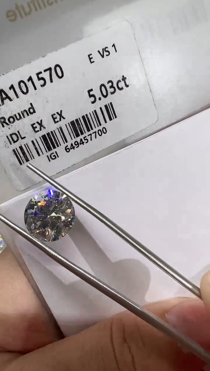 【闪购商品】实验室培育钻石裸石未镶嵌@5.03 ct 先鉴赏，再定制！