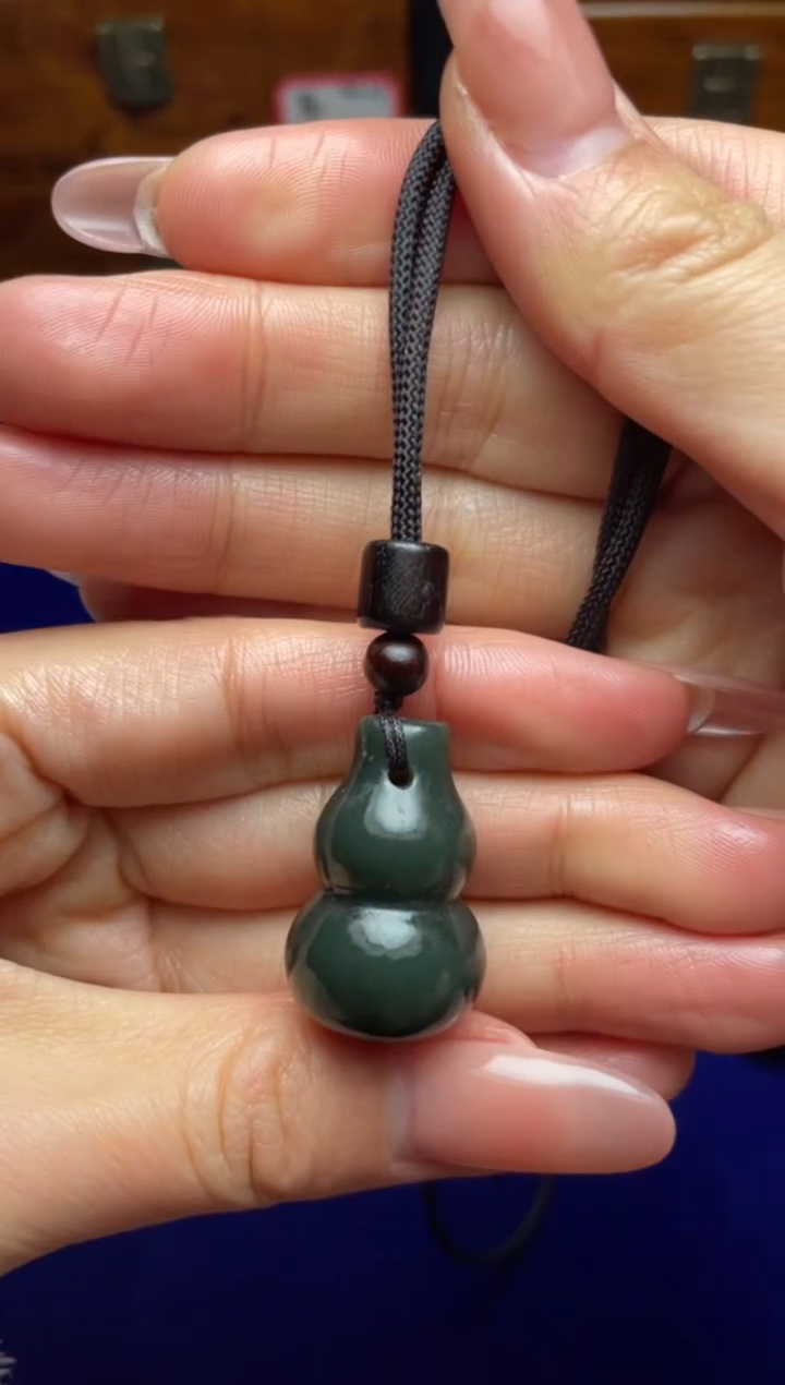 未镶嵌和田玉把件?****?和田玉