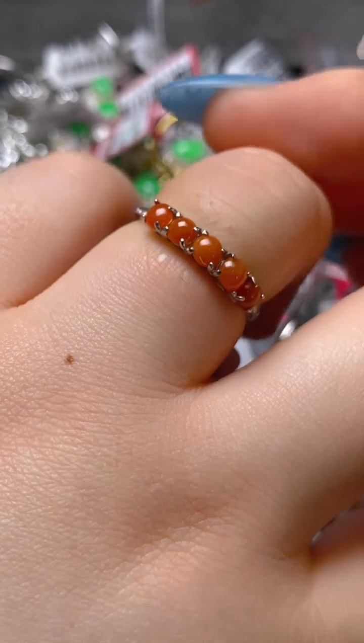 银S925镶嵌戒指翡翠百内无证书