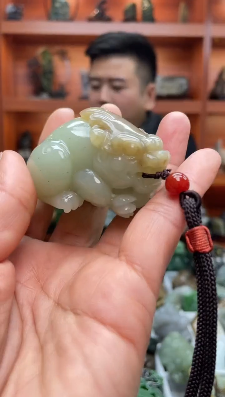 未镶嵌和田玉把件1