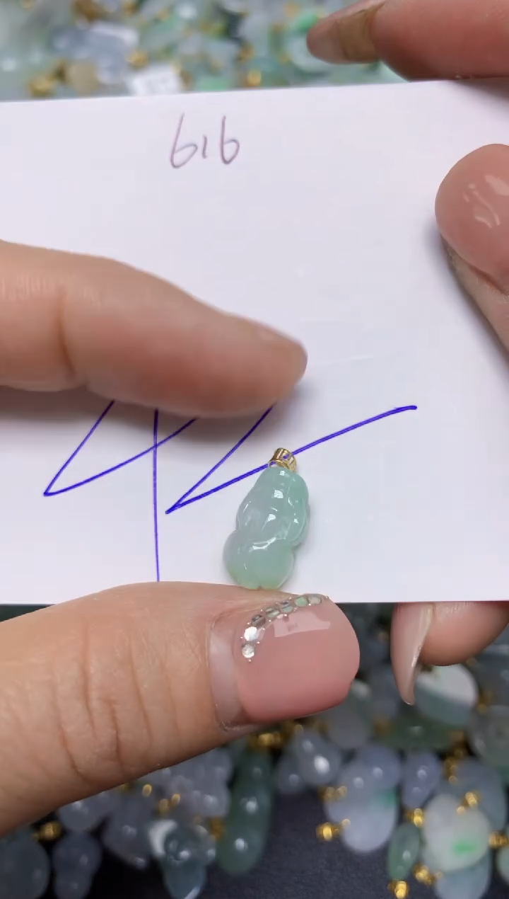 【闪购商品】翡翠挂件18K金镶嵌 天然翡翠A货