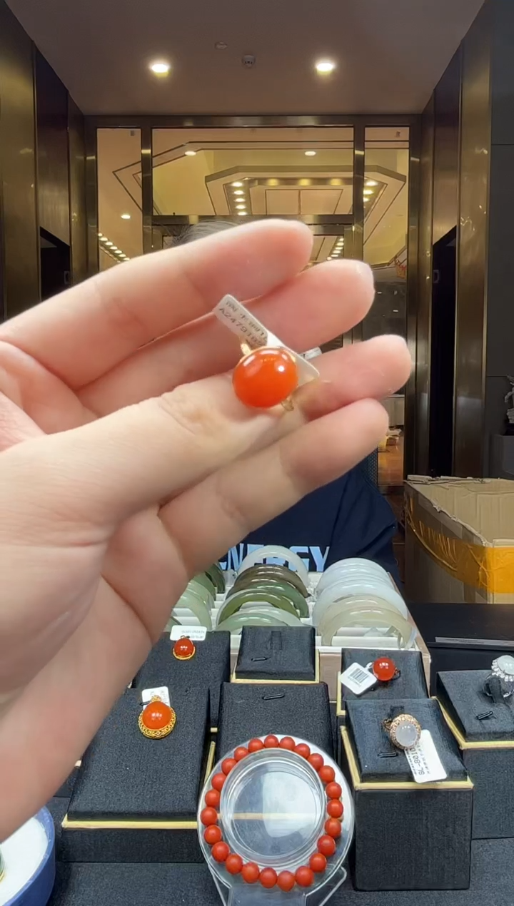 【闪购商品】南红玛瑙戒指18K金镶嵌SH222 多样性发其一