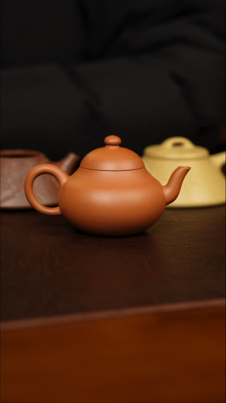 茶壶紫砂真赵庄生砂朱泥130cc梨形