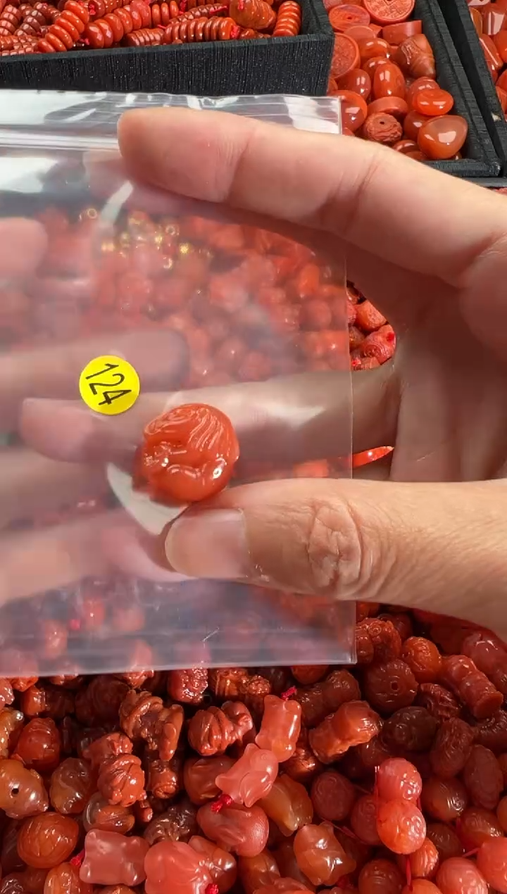 【闪购商品】南红玛瑙颈饰未镶嵌1