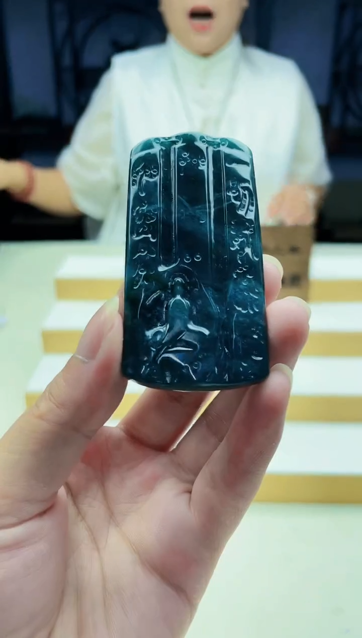 颈饰未镶嵌翡翠09010180