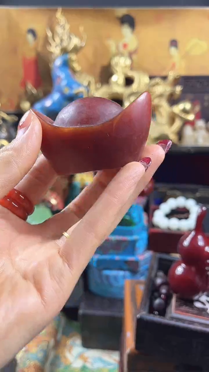 未镶嵌颈饰蜜蜡花姐甄选元宝手把件