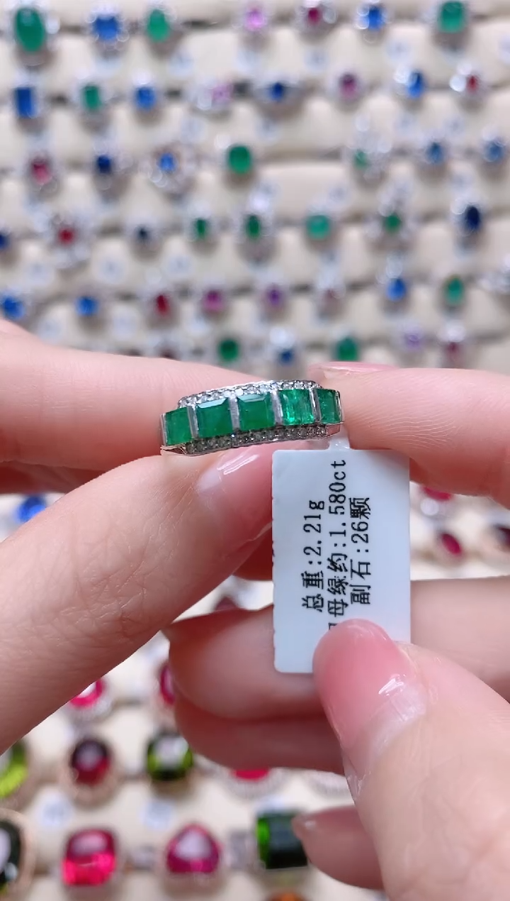 【闪购商品】祖母绿18K金戒指18K金镶嵌1