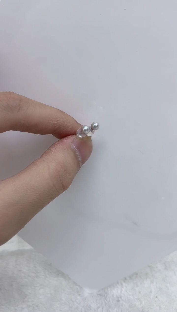 18K金镶嵌耳饰海水珍珠  